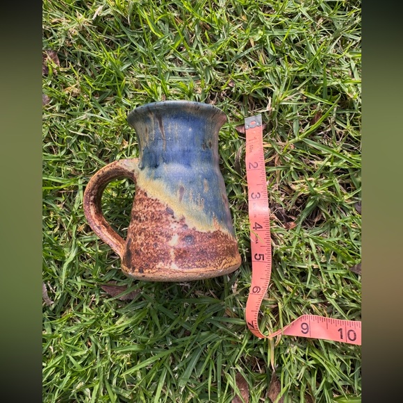 70s Vintage Hand Thrown Pottery Mug - Picture 6 of 6